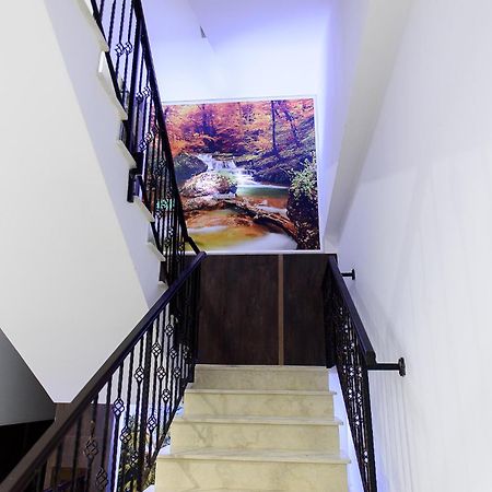 Carla'S Apartment, Airport & Train Station Shuttle ยาช ภายนอก รูปภาพ