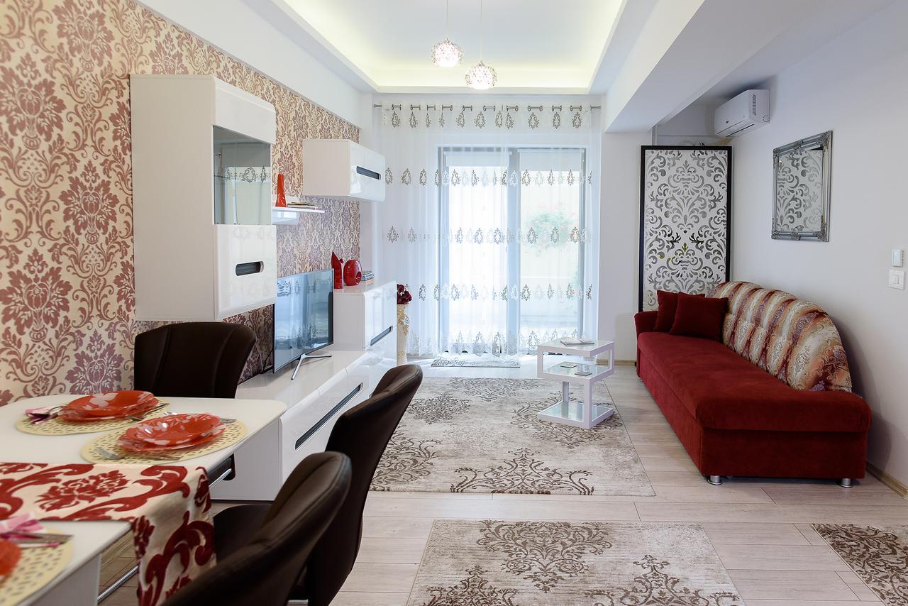 Carla'S Apartment, Airport & Train Station Shuttle ยาช ภายนอก รูปภาพ