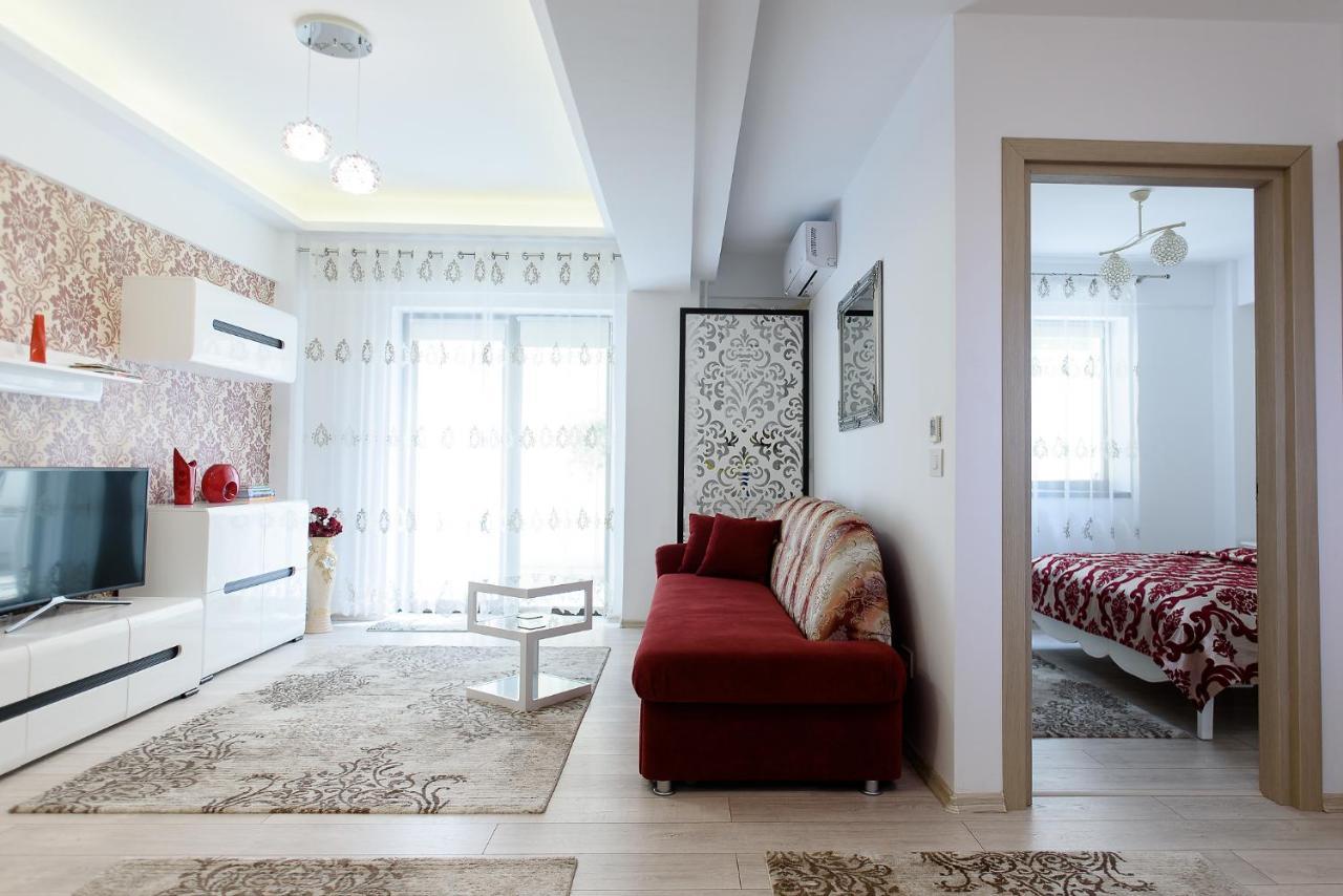 Carla'S Apartment, Airport & Train Station Shuttle ยาช ภายนอก รูปภาพ