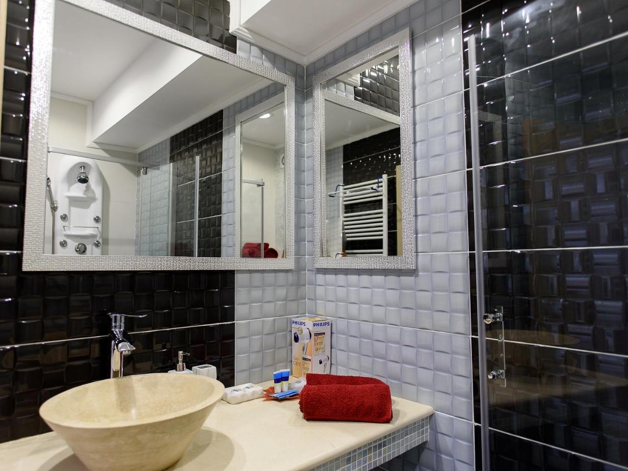 Carla'S Apartment, Airport & Train Station Shuttle ยาช ภายนอก รูปภาพ